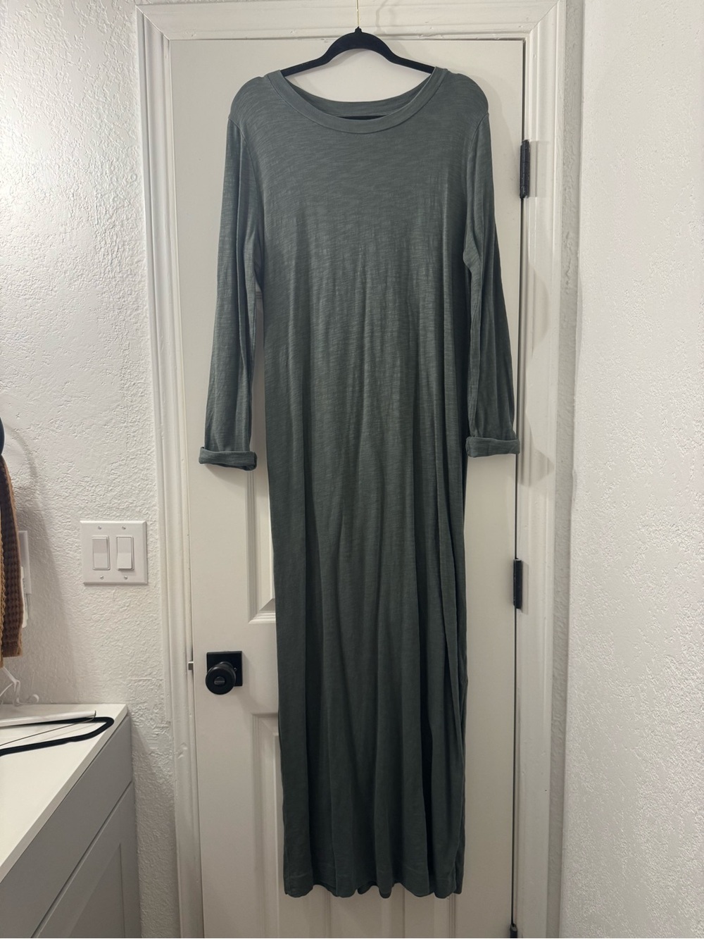 Lou & Grey Olive Green Long Sleeve Maxi Dress